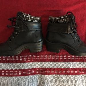 Women's leather/wool roll-down ankle boots